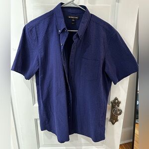 Michael Kors, men’s slim fit button up short sleeve shirt, size Large
